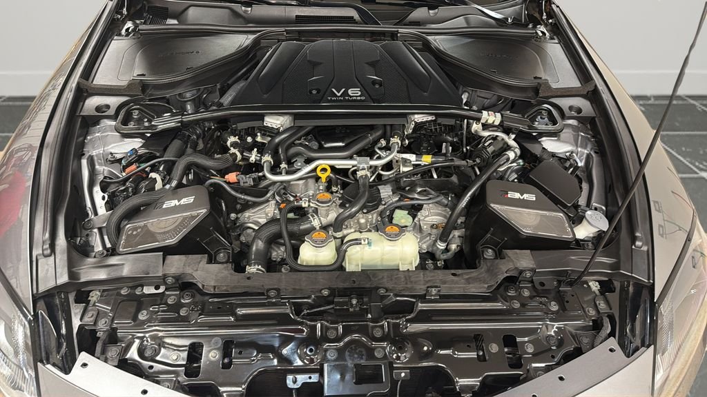Used 2024 Gray Nissan Sport image 15