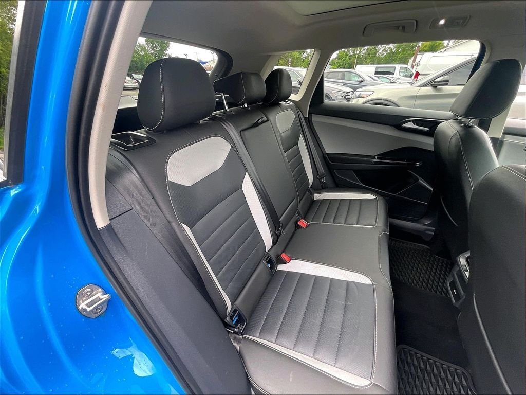 Used 2023 Blue Volkswagen 1.5T SEL image 19