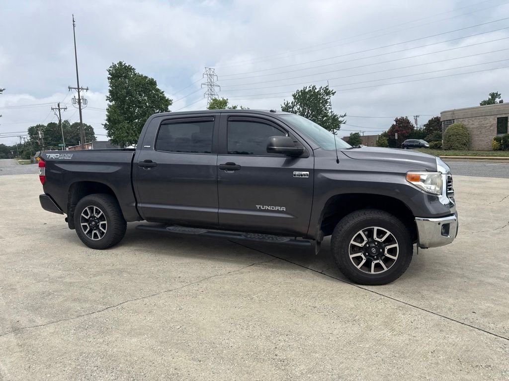 Used 2017 Gray Toyota SR5 image 8