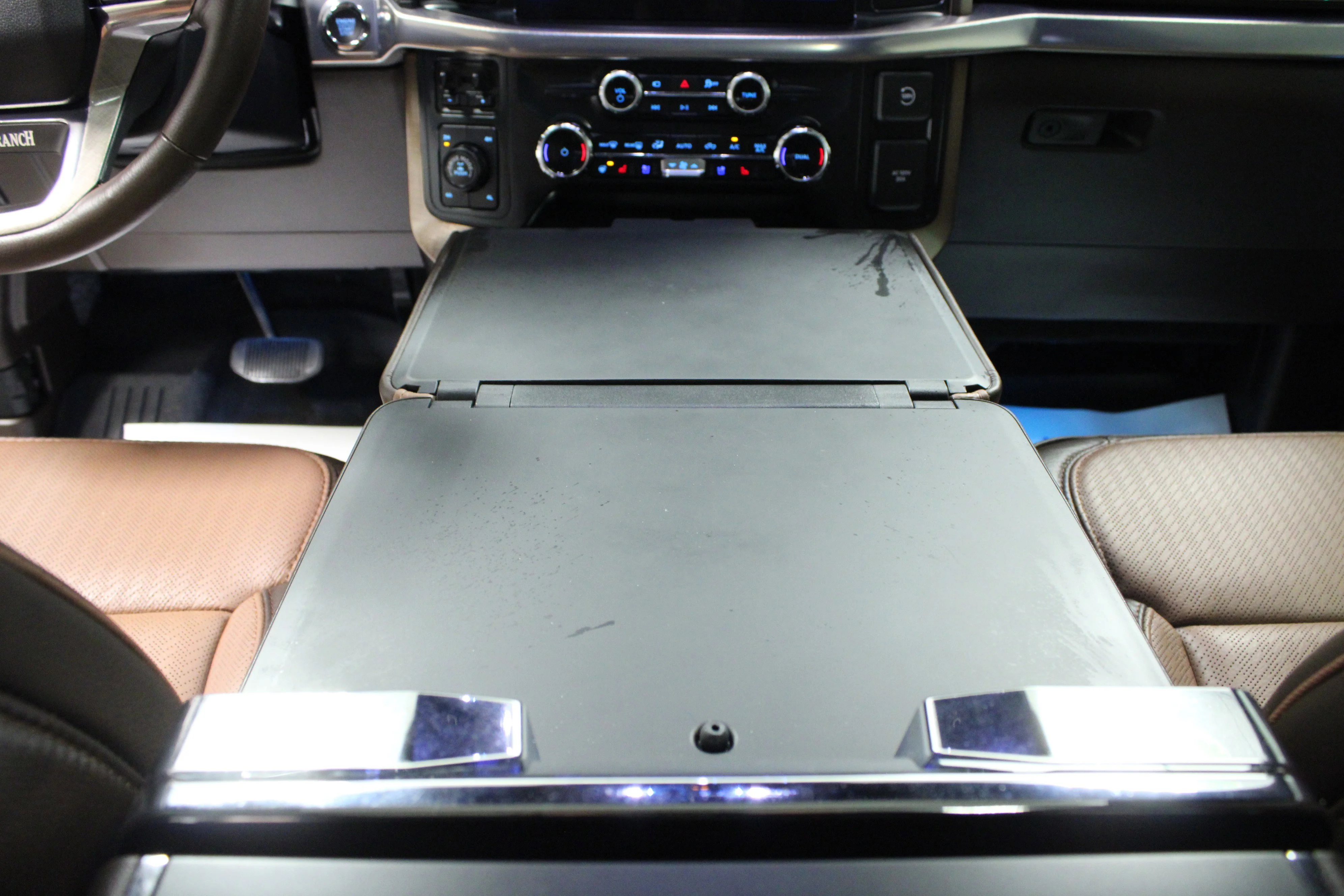 Used 2025 Star White Metallic Tri-Coat Ford King Ranch image 21