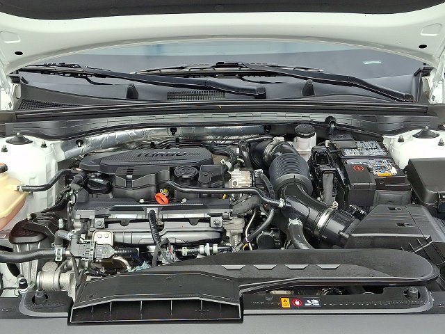 Used 2022 White Kia GT-Line image 29