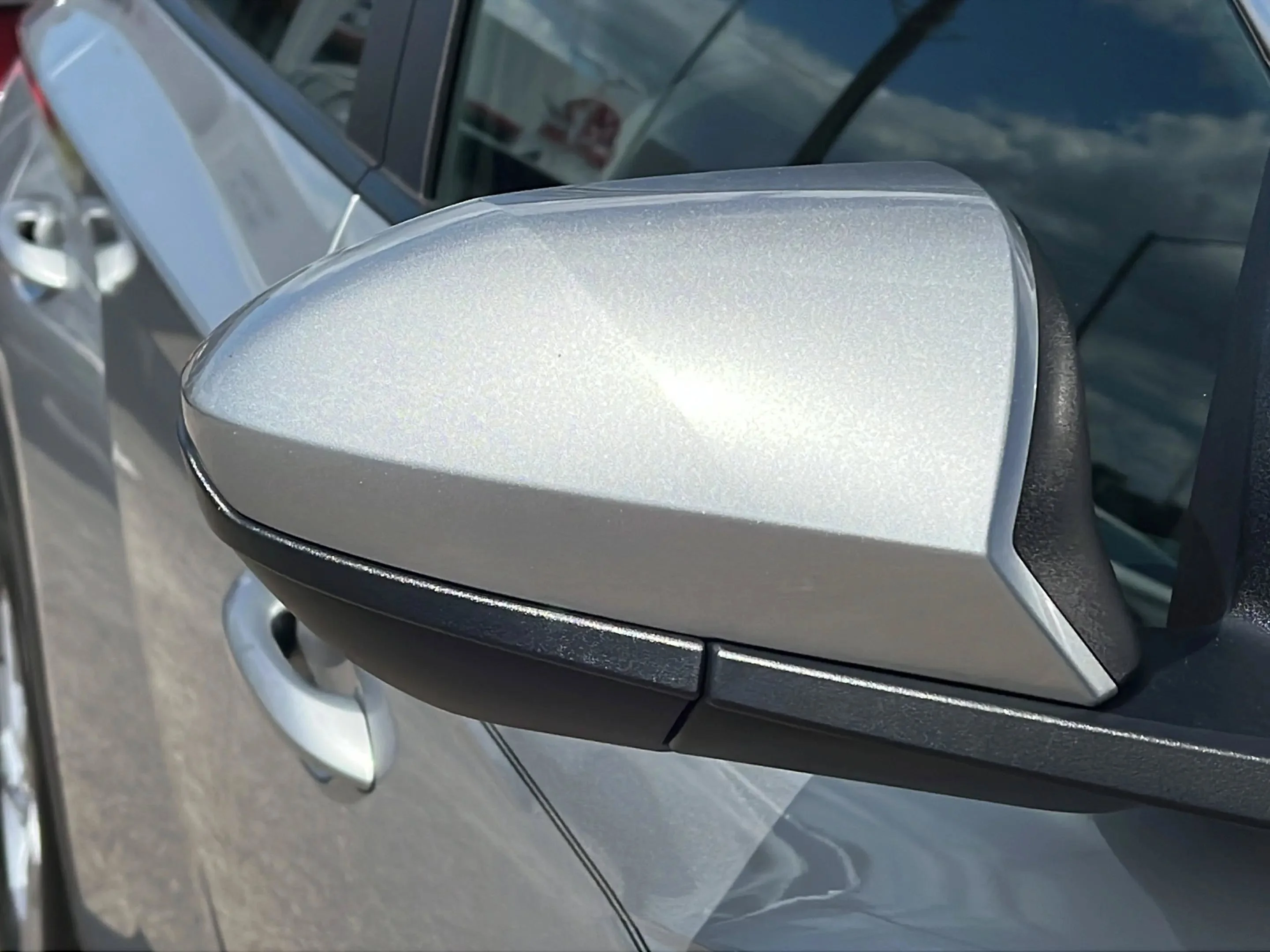 Used 2024 Shimmering Silver Hyundai SE image 20