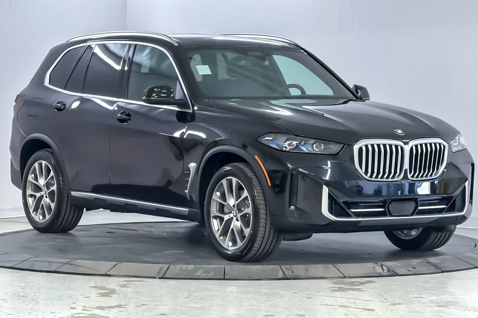 New 2026 Black Sapphire Metallic BMW xDrive40i image 9