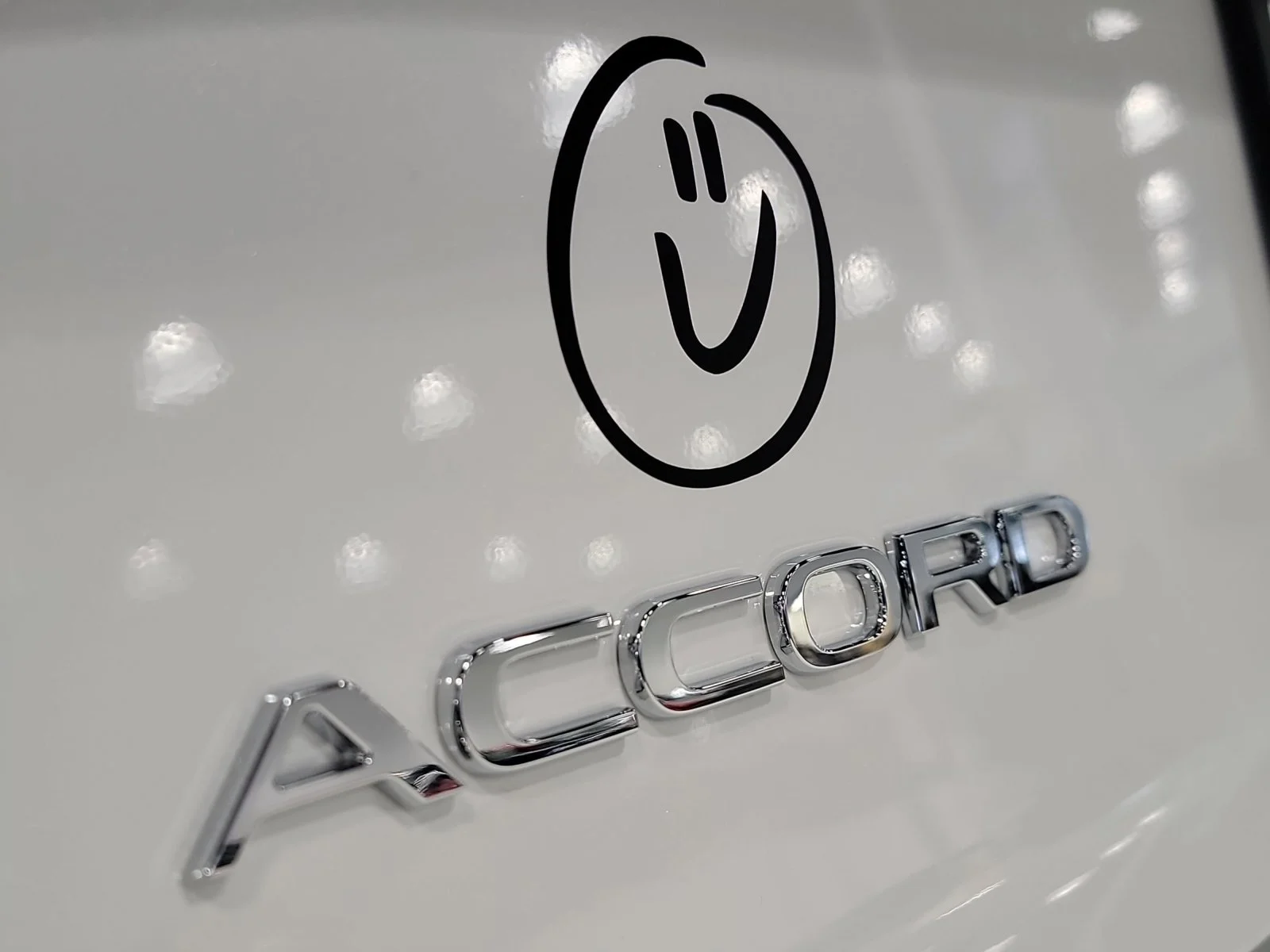 New 2026 Platinum White Pearl Honda LX image 33