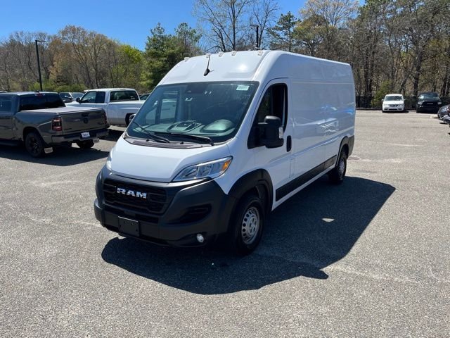 Used 2025 White Ram High Roof image 3