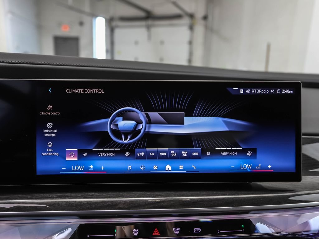 New 2026 Black Sapphire Metallic BMW 740i xDrive image 18