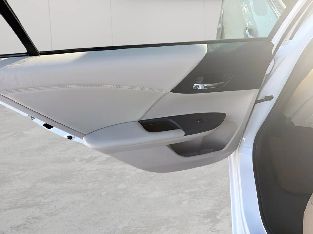 Used 2014  Honda EX-L image 11