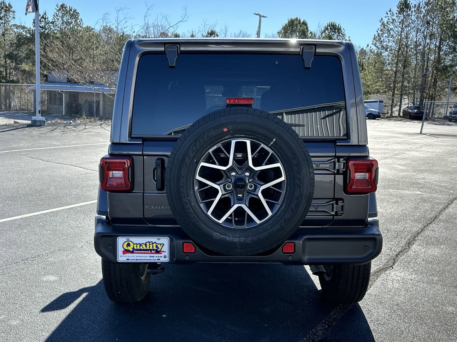 2025 Jeep Wrangler 4-Door Sahara - Photo 7