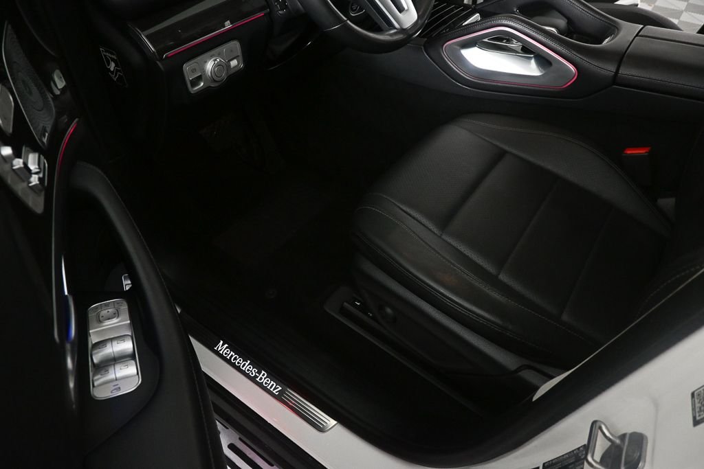 Used 2020 White Mercedes-Benz GLE 450 image 6