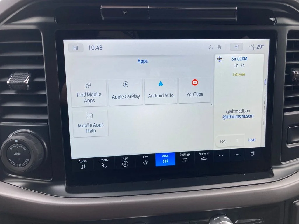 Used 2025 Gray Ford XLT image 43