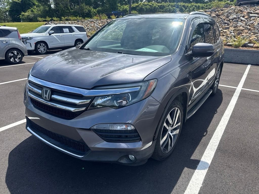2016 Honda Pilot 2WD Touring's photo