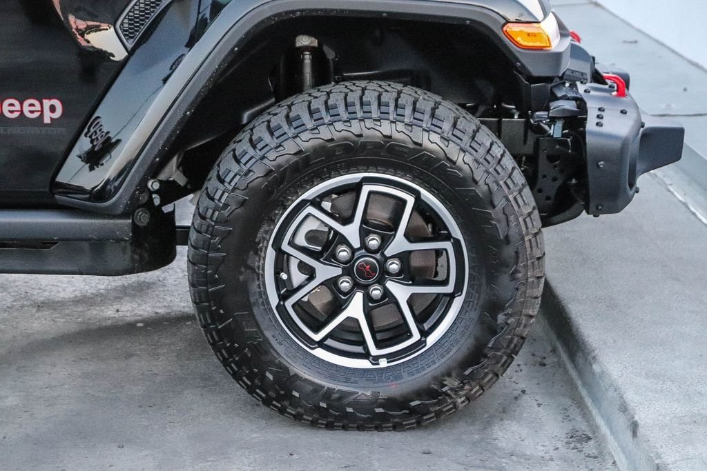 New 2026 Black Clearcoat Jeep Rubicon X image 11