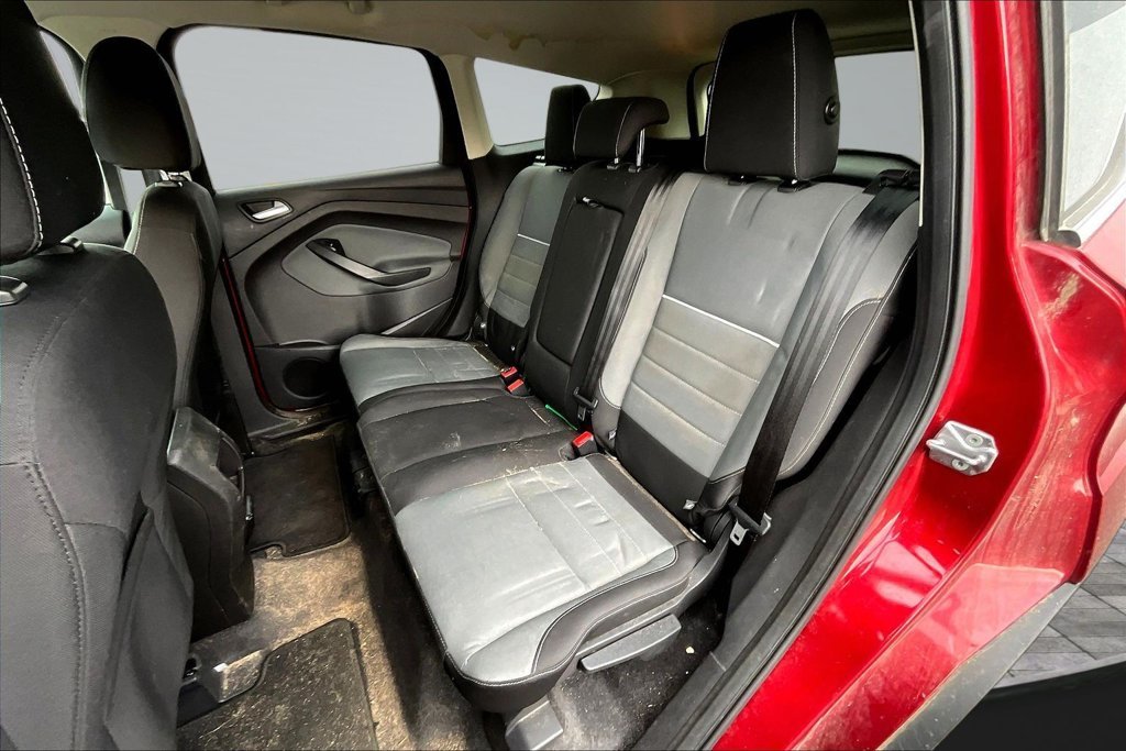 Used 2013 Red Ford SE image 22