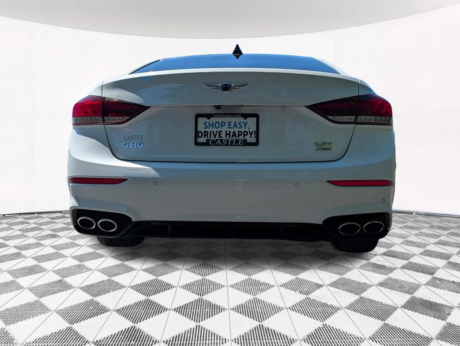 Used 2018 White Genesis 3.3T Sport image 17