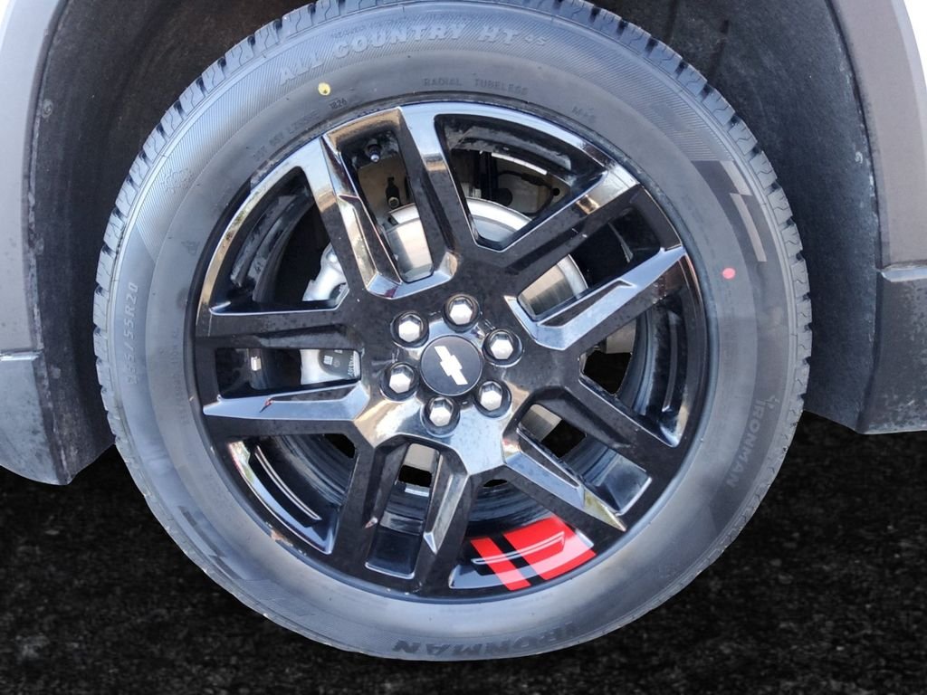 Used 2021 Silver Chevrolet LT image 26