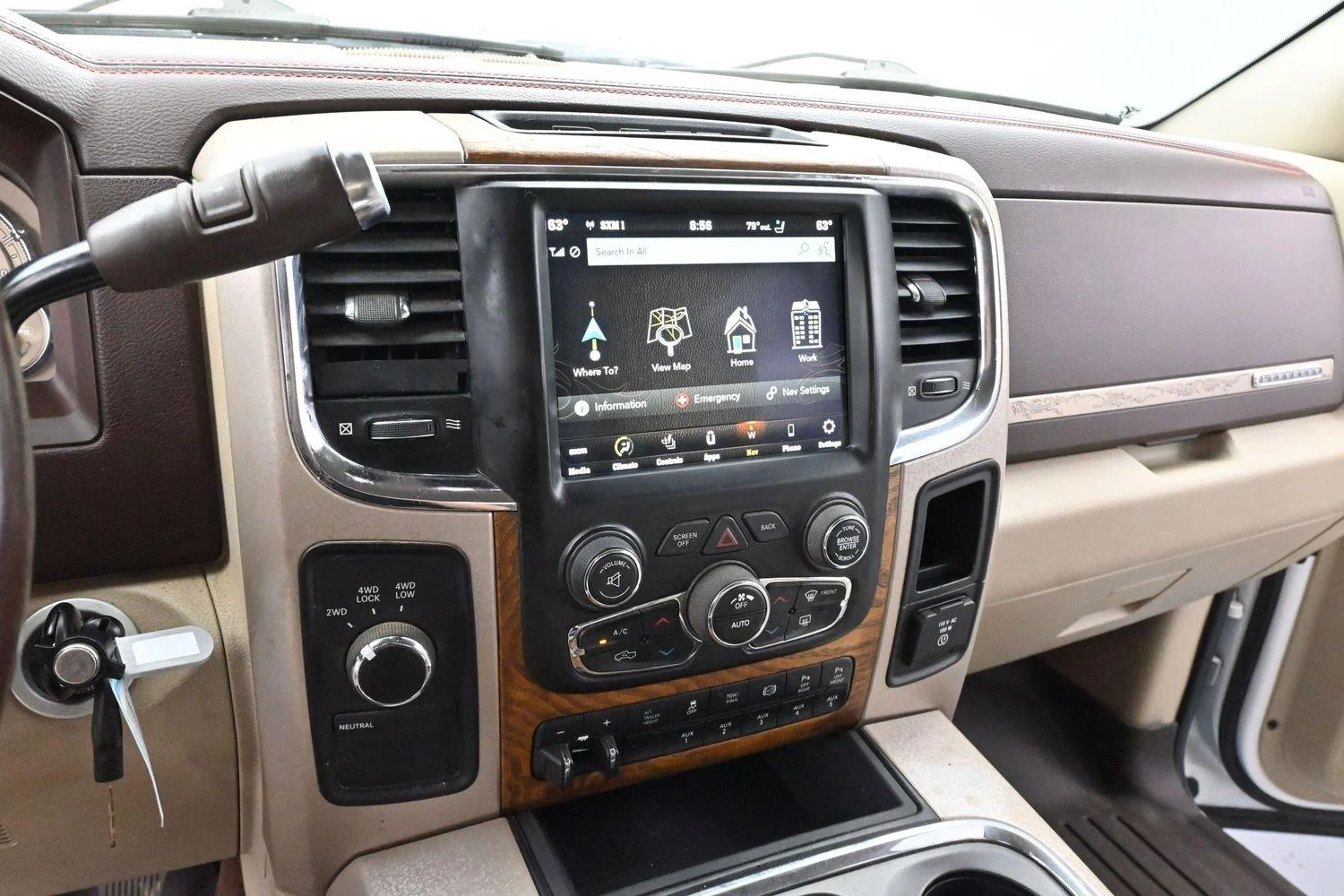 Used 2018 Bright White Clearcoat Ram Laramie Longhorn image 18