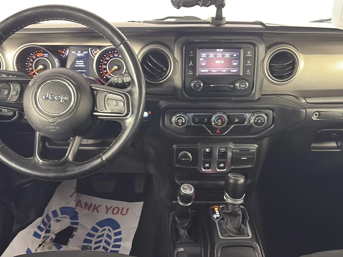 Used 2020 Black Clearcoat Jeep Sport S image 18