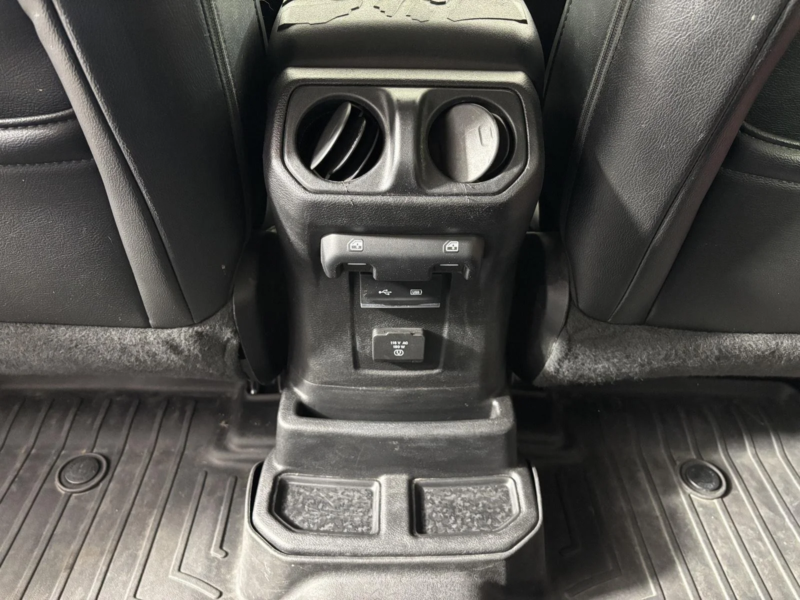 Used 2020 Firecracker Red Clearcoat Jeep Sahara image 16