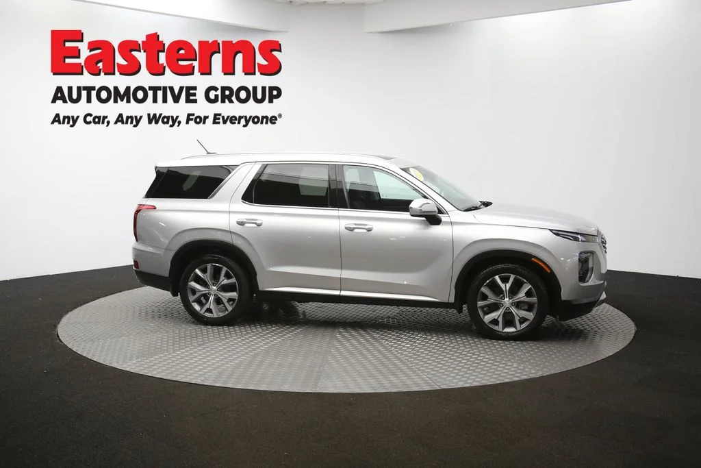 Used 2022 Silver Hyundai SEL image 45