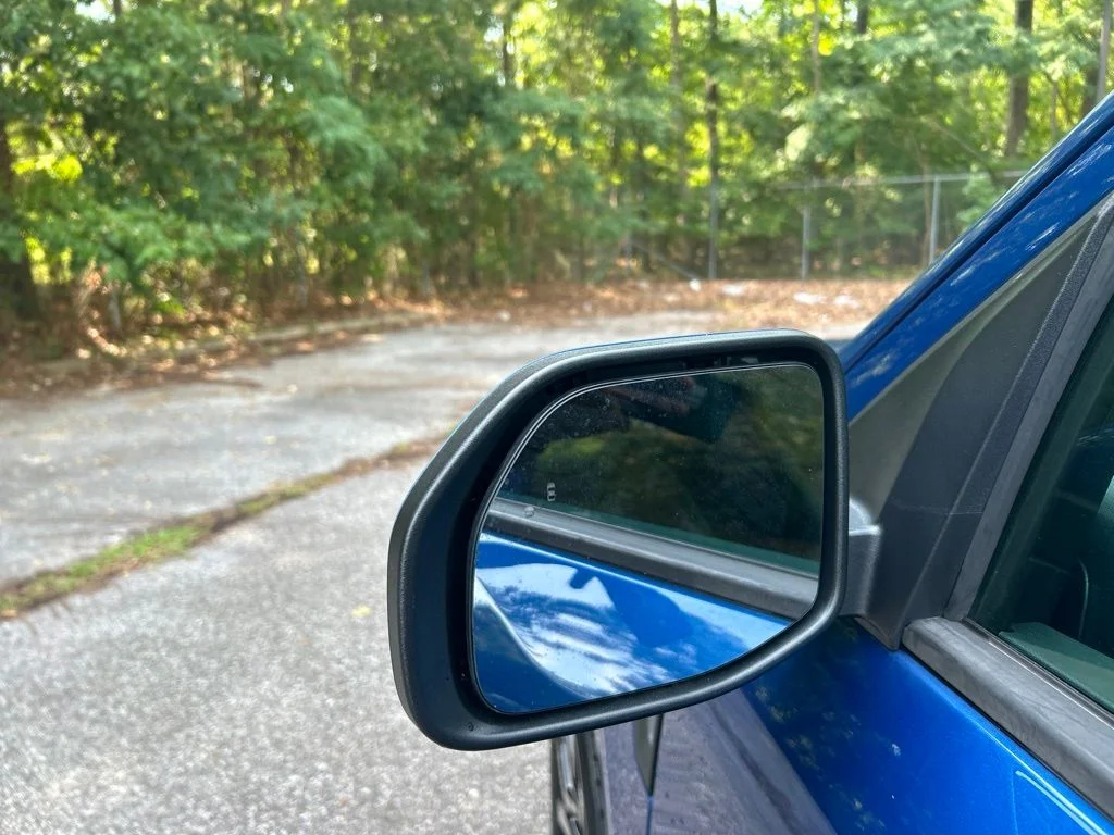 Used 2023 Blue Ford Lariat image 10