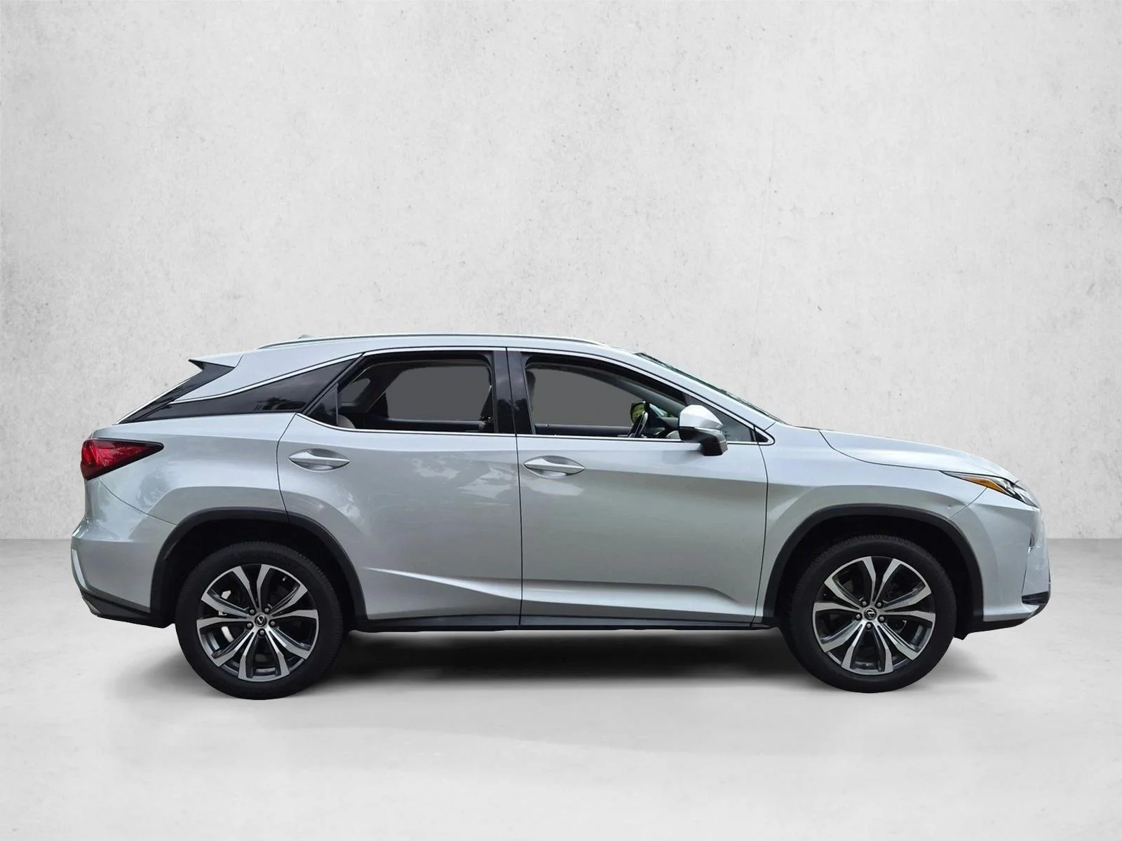 Used 2019 Silver Lining Metallic Lexus RX 350 image 3