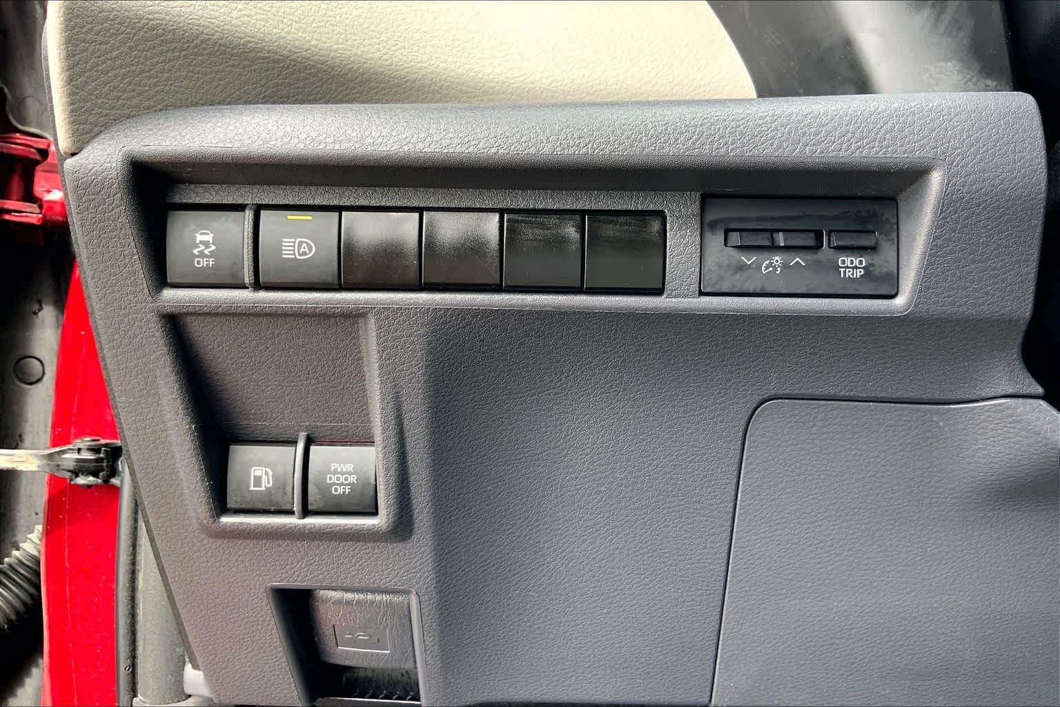Used 2023 Ruby Flare Pearl Toyota XLE image 32