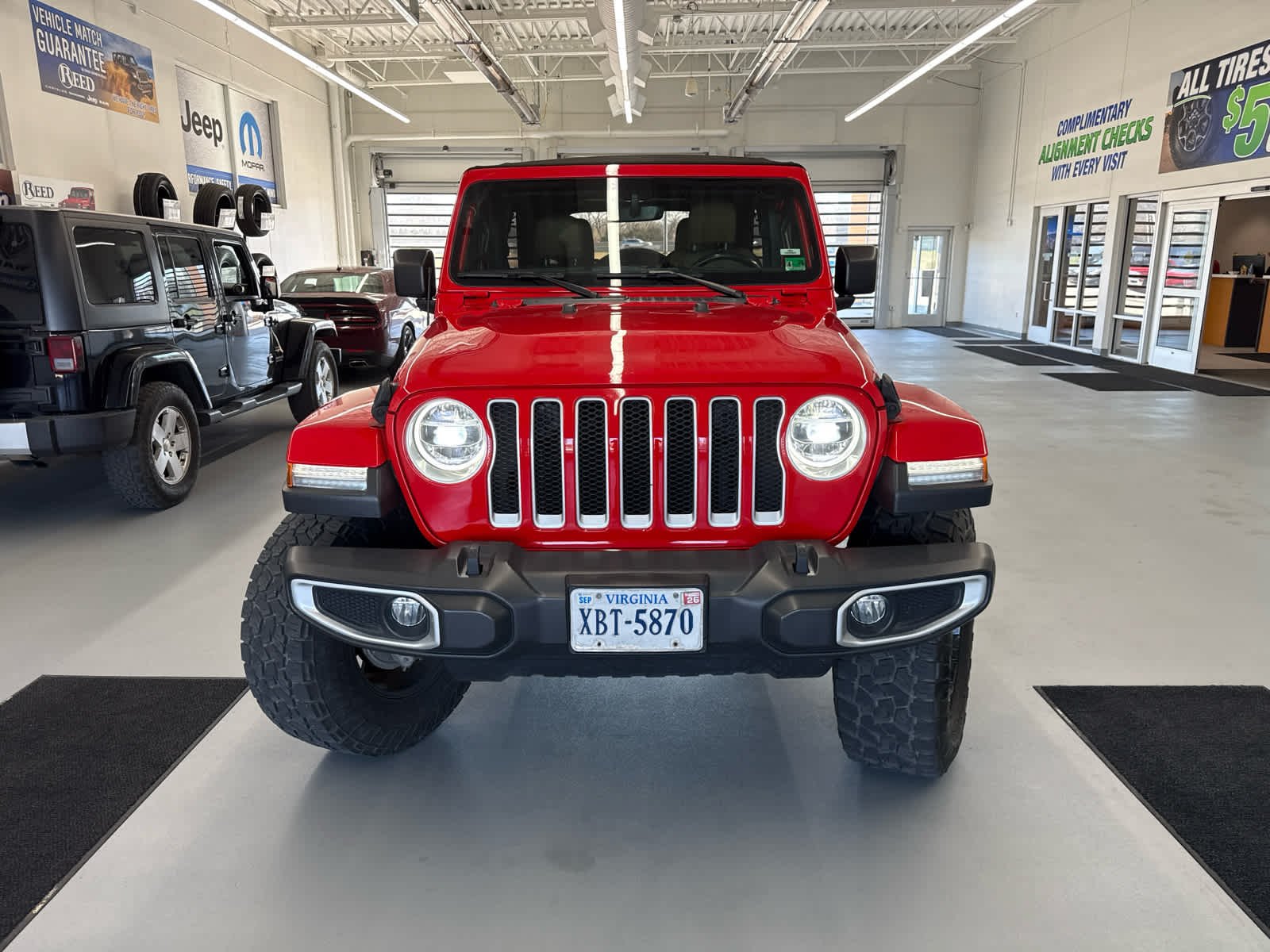 Used 2020 Jeep Wrangler Unlimited Sahara with VIN 1C4HJXEG7LW295727 for sale in Kansas City