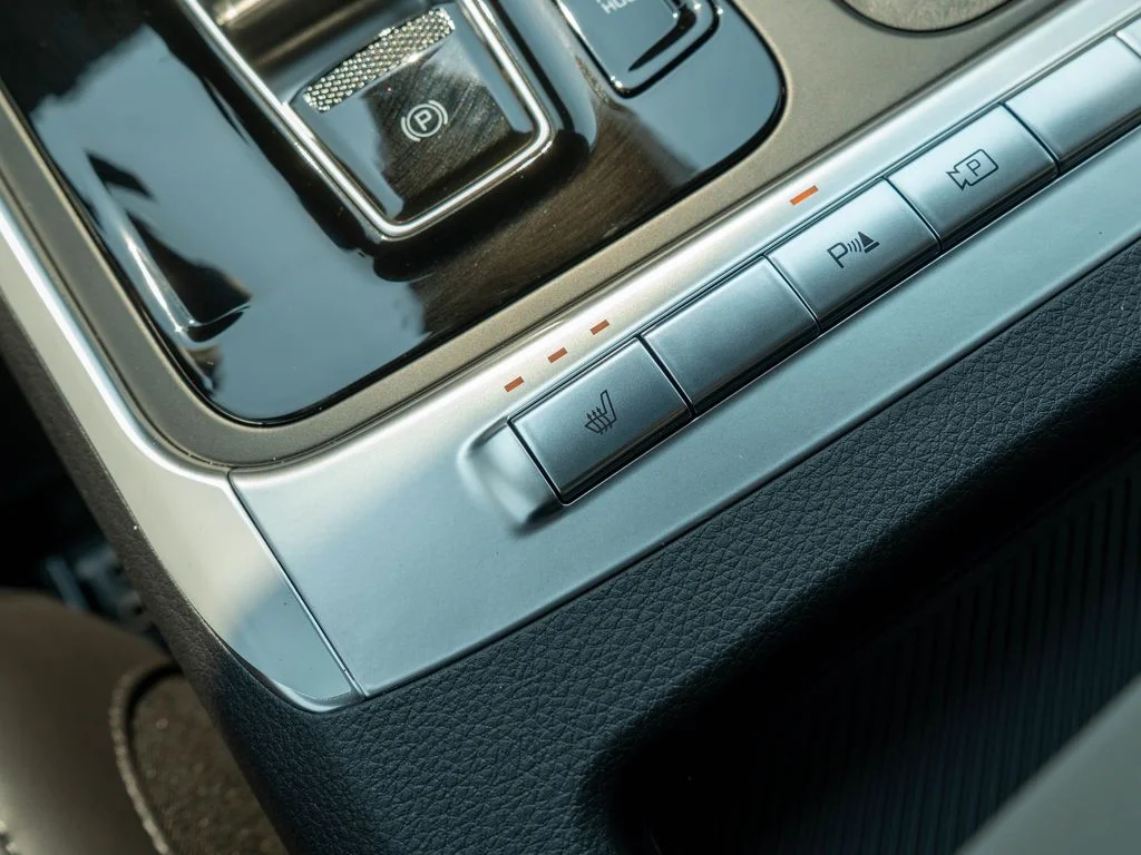 New 2026 Aurora Black Pearl Kia EX image 29