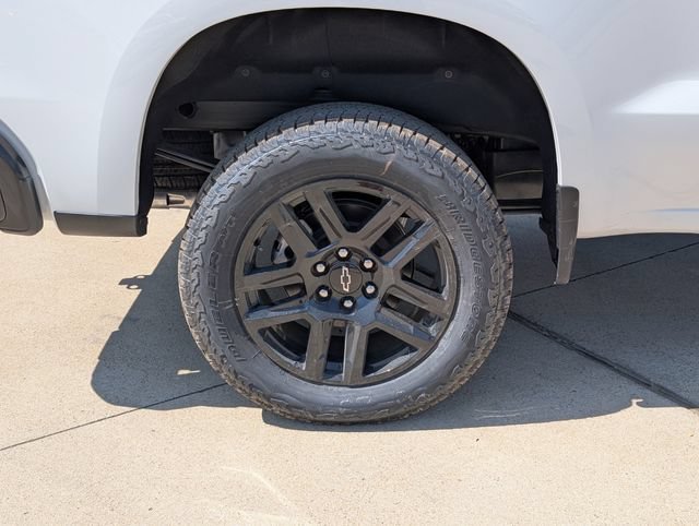 New 2026 Summit White Chevrolet LT Trail Boss image 3