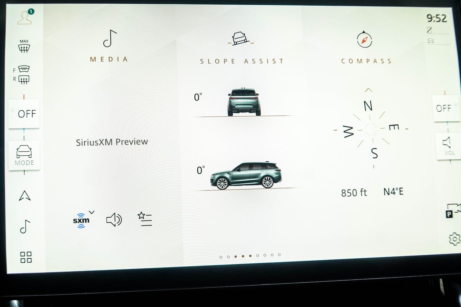 Used 2024 White Land Rover Dynamic SE image 24