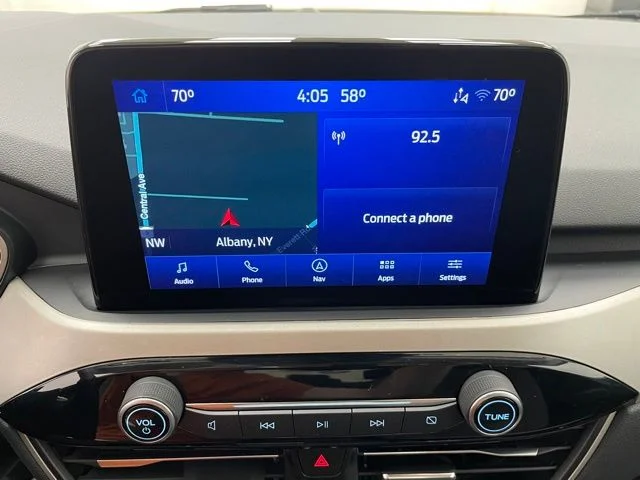 Used 2022 Black Ford  image 3
