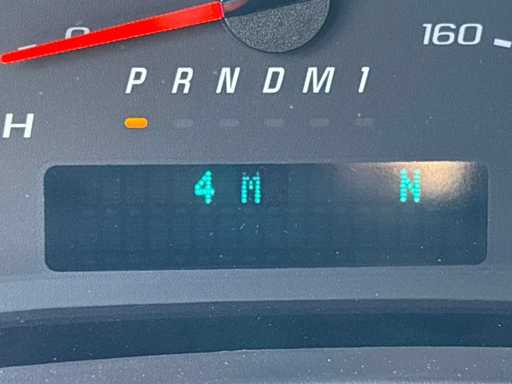 2026 GMC Savana Cargo Work Van - Photo 17