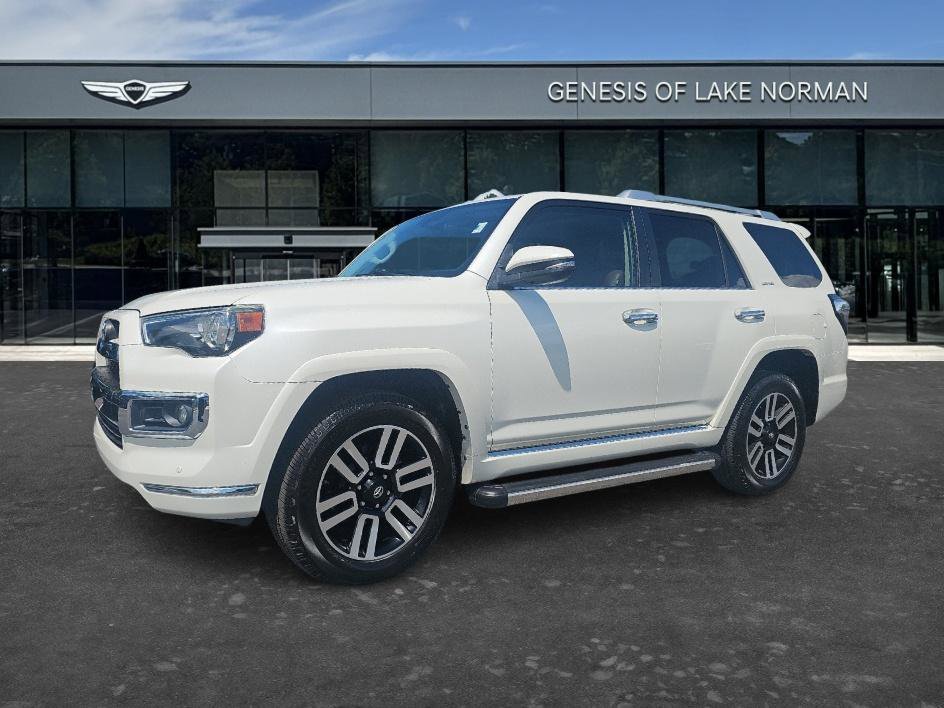 2017 Toyota 4Runner Limited 4x4 V6's photo
