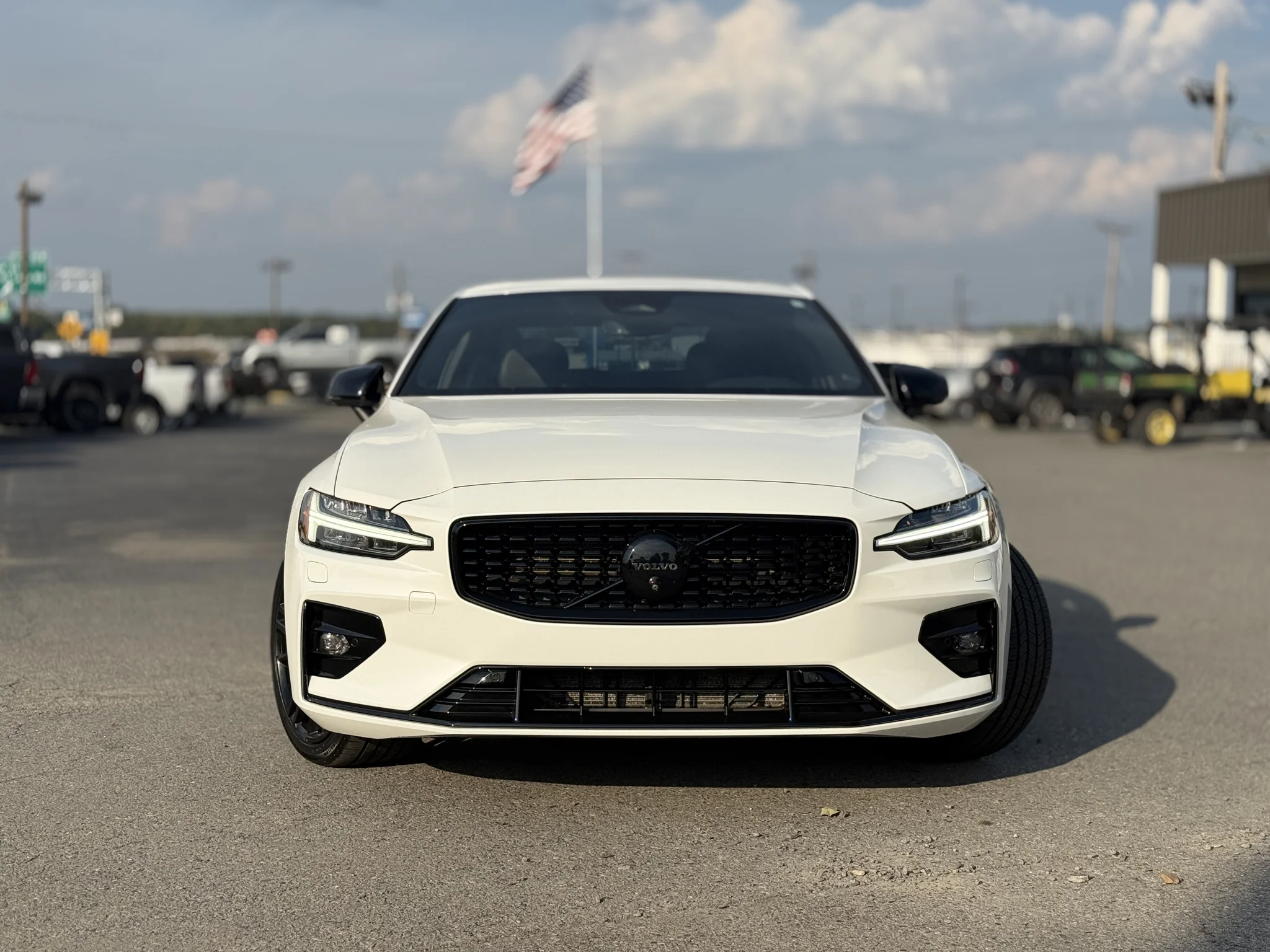 Used 2024 Crystal White Metallic Volvo Plus Black Edition image 2