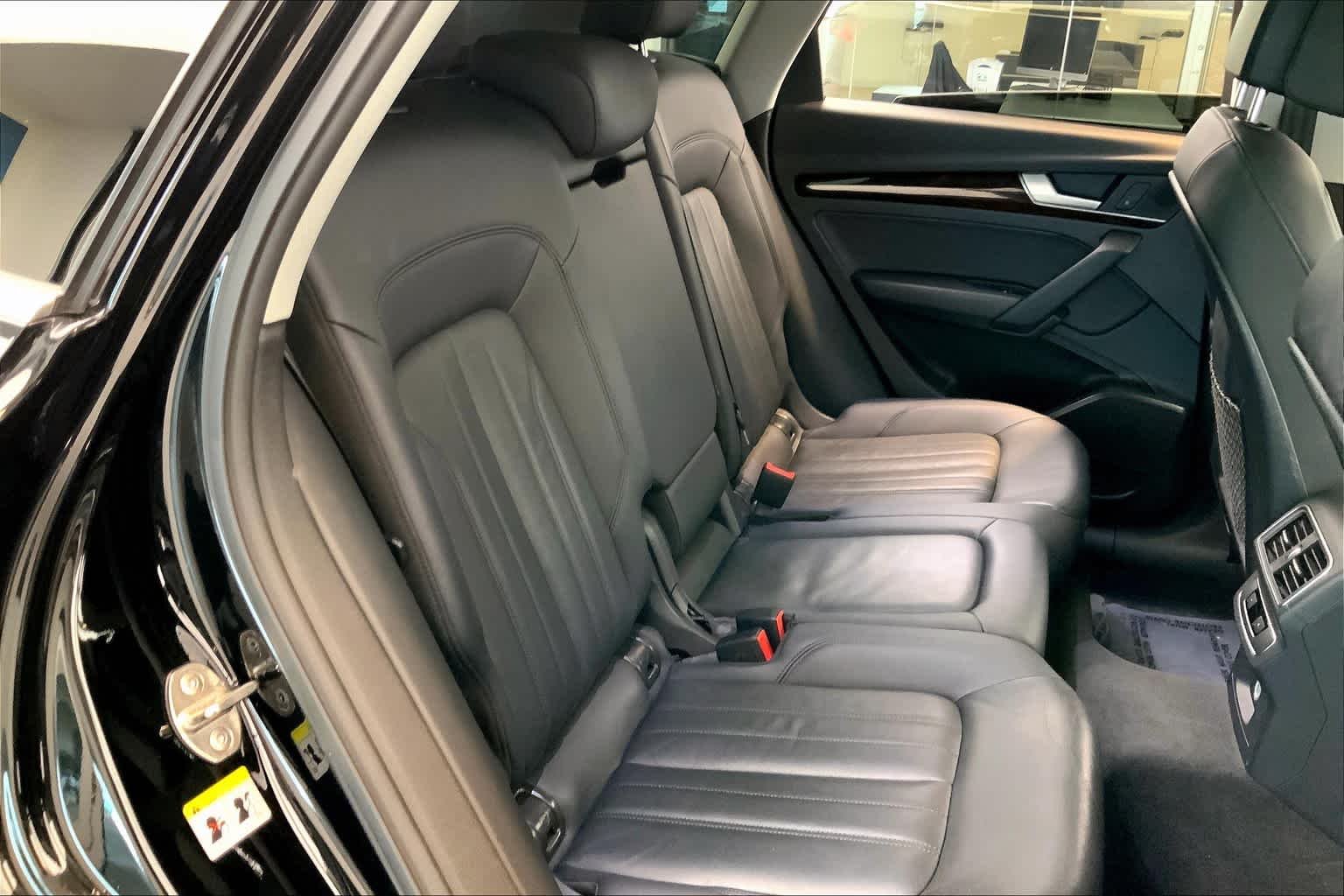 Used 2018 Brilliant Black Audi Tech Premium Plus image 19