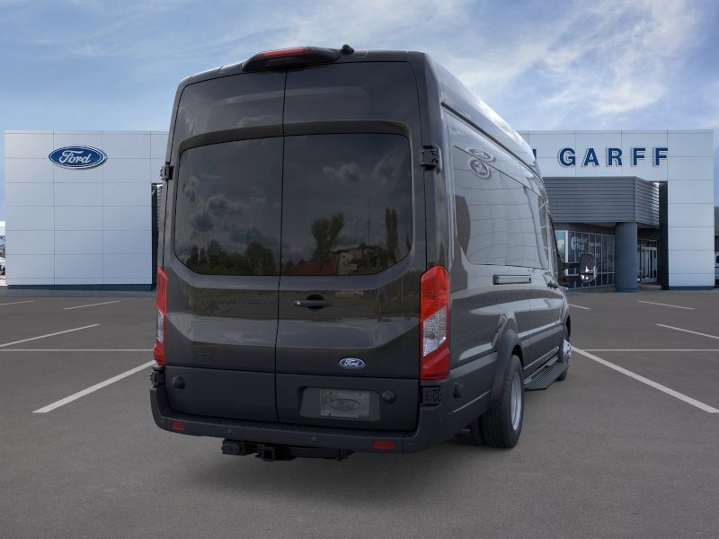 New 2026 Agate Black Metallic Ford XLT image 9