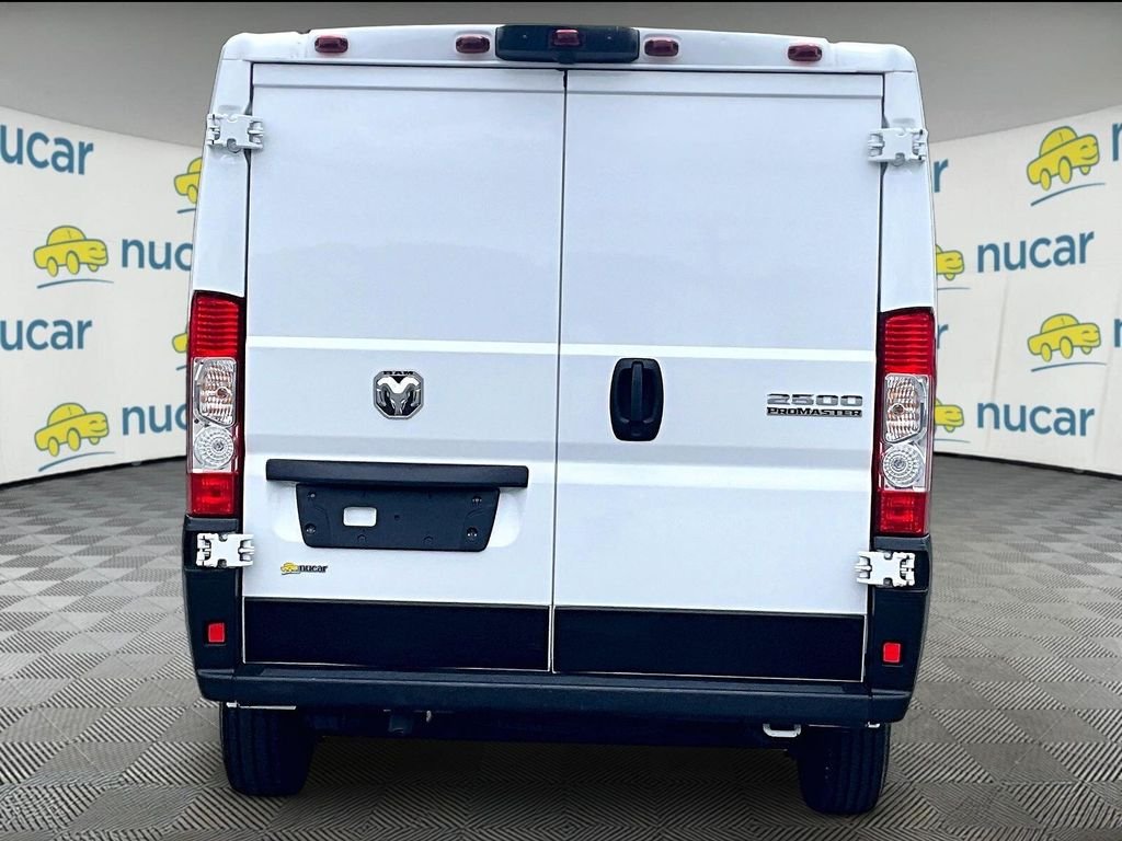 Used 2025 White Ram Base image 5