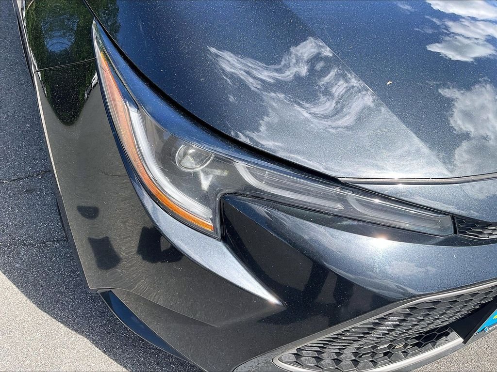 Used 2020 Black Toyota XLE image 31