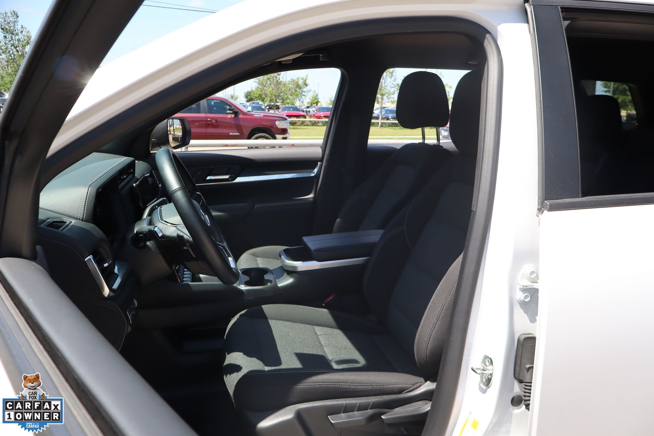 Used 2026 White GMC Elevation image 11