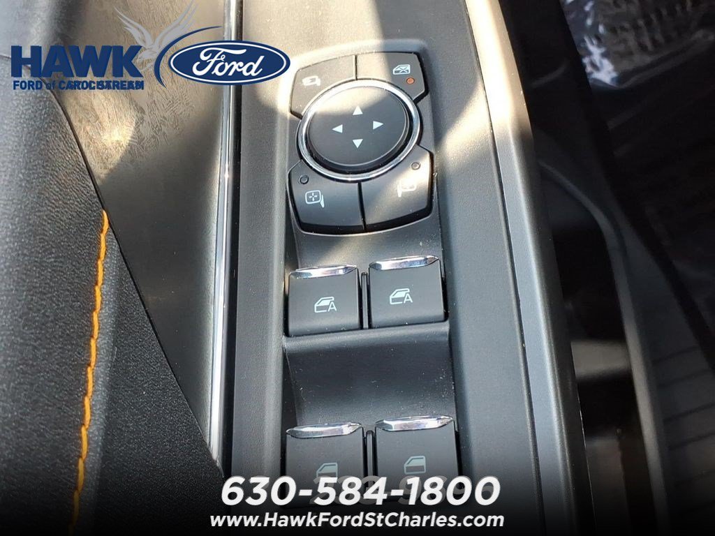 Used 2025  Ford Tremor image 19