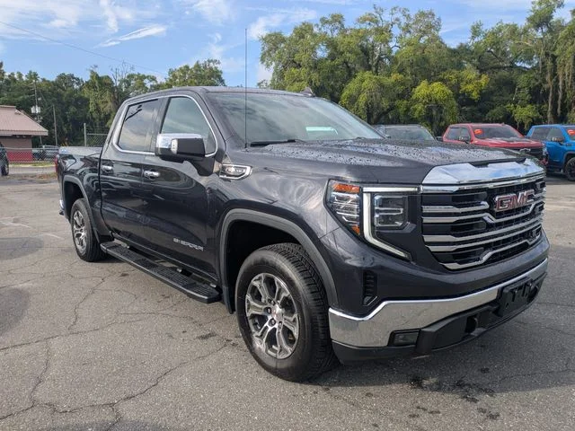 Used 2024 Silver GMC SLT image 2