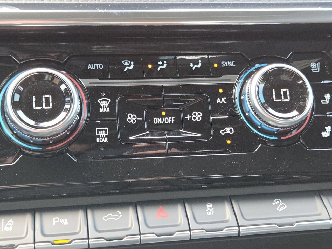 New 2026 Glacier White Tricoat GMC Denali image 35