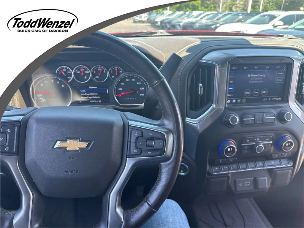 2021 Chevrolet Silverado 1500 LT 4X4 Crew Cab Short Box's photo