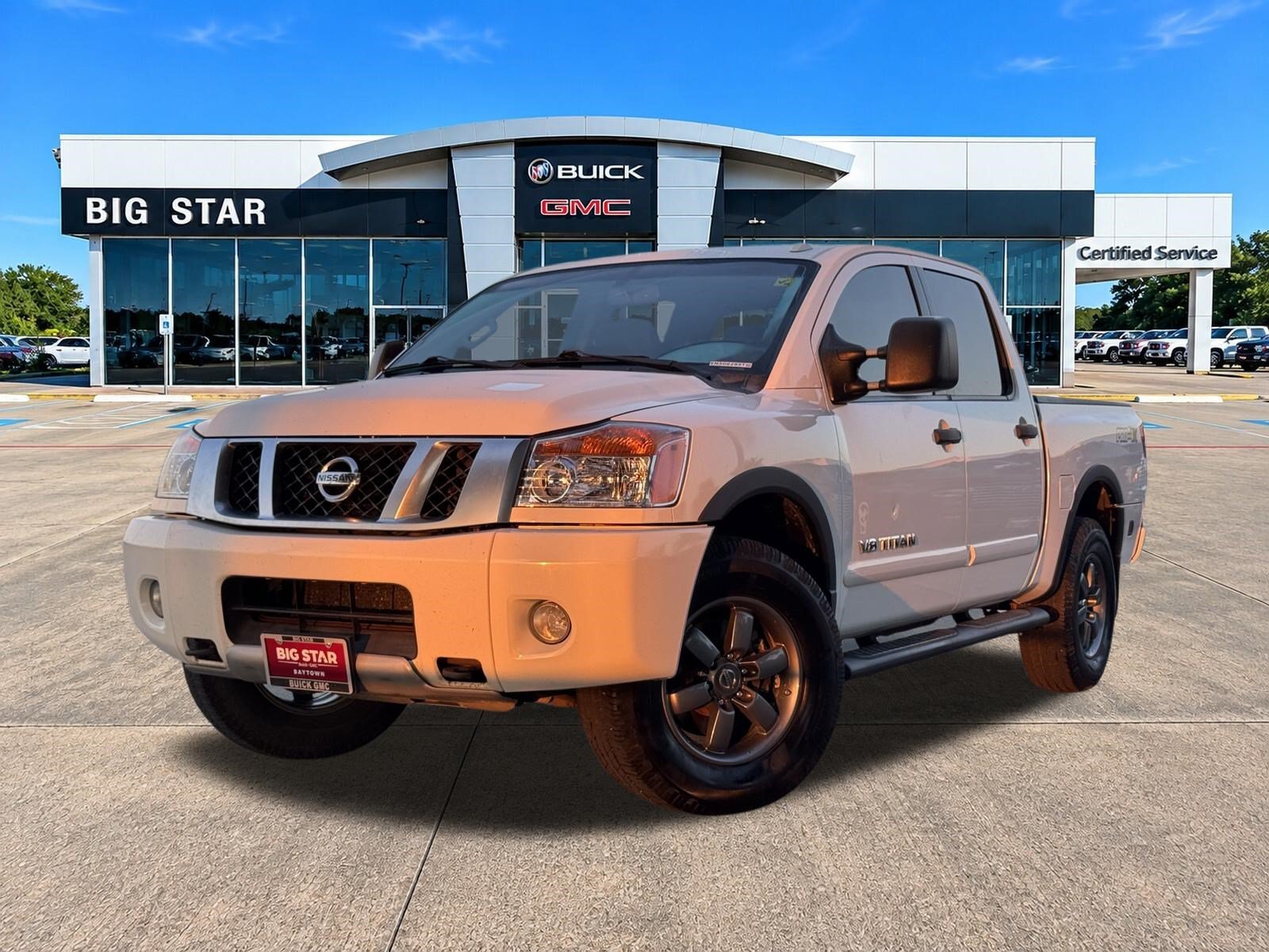Used 2014 Glacier White Nissan PRO-4X image 2