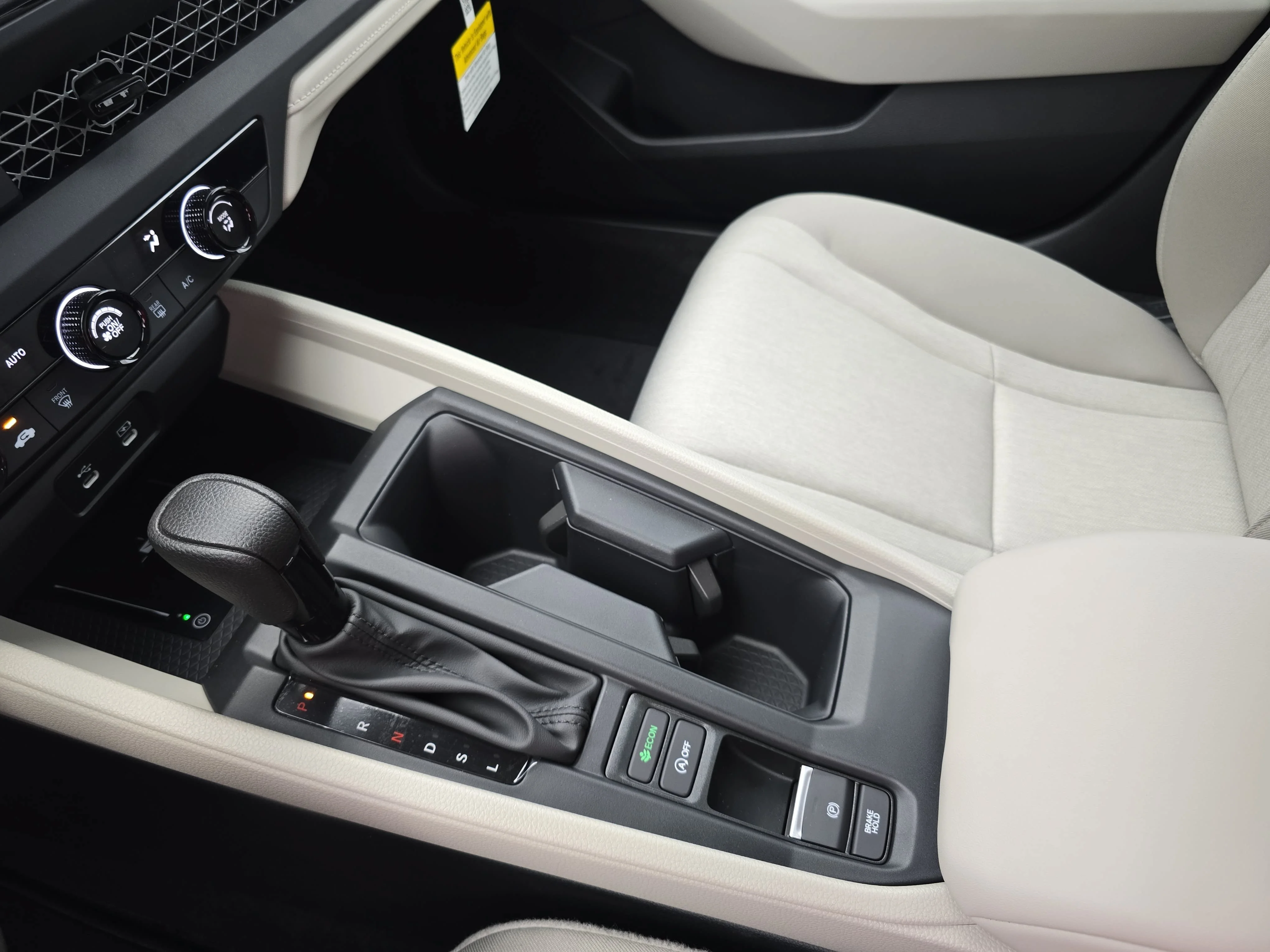 New 2026 Platinum White Pearl Honda LX image 24