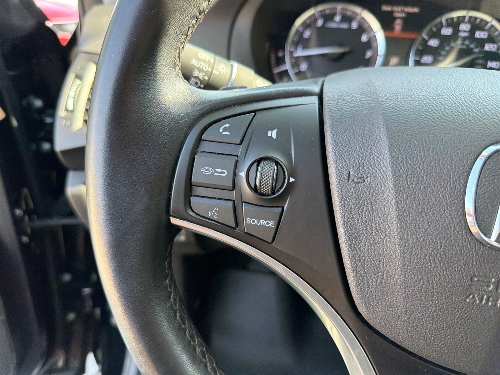 Used 2020 Black Acura Technology image 15