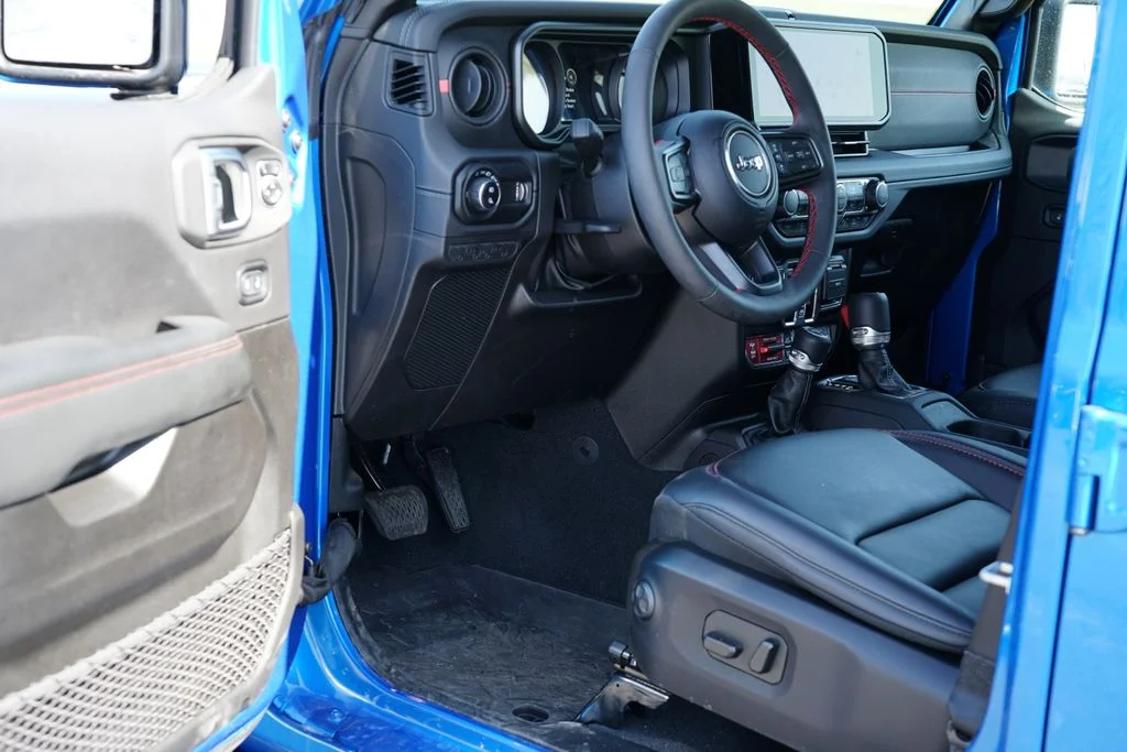 Used 2024 Blue Jeep Rubicon image 13