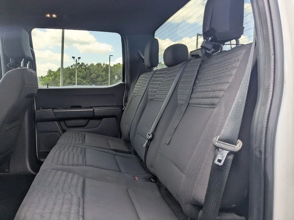 Used 2023  Ford XL 2WD SuperCrew 5.5