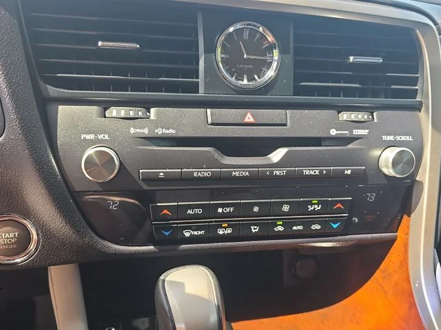 Used 2017  Lexus 350 image 19