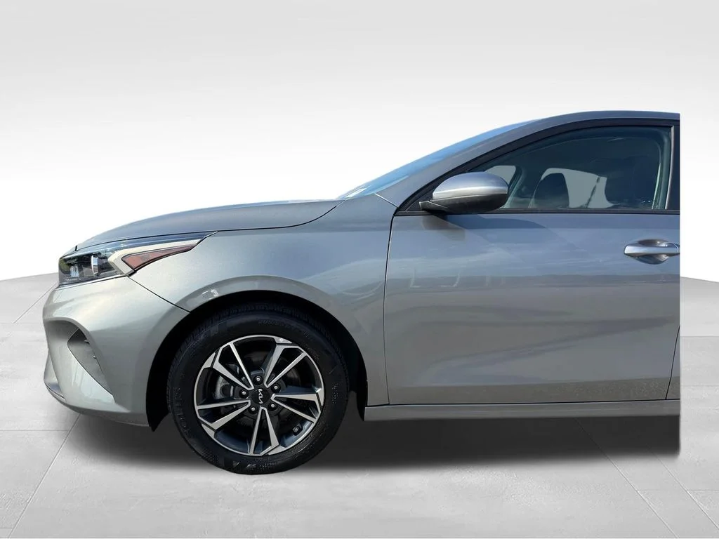 Used 2024 Gray Kia LXS image 24